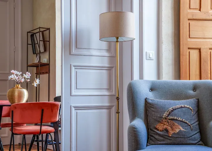 Raffine Vue Cathedrale, Jardin, Wifi Apartment