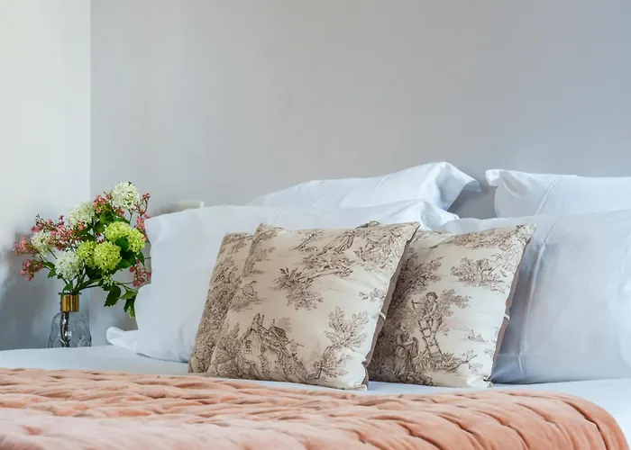 Appartement La Maison Canoniale Luxe Et Charme Au Coeur De *